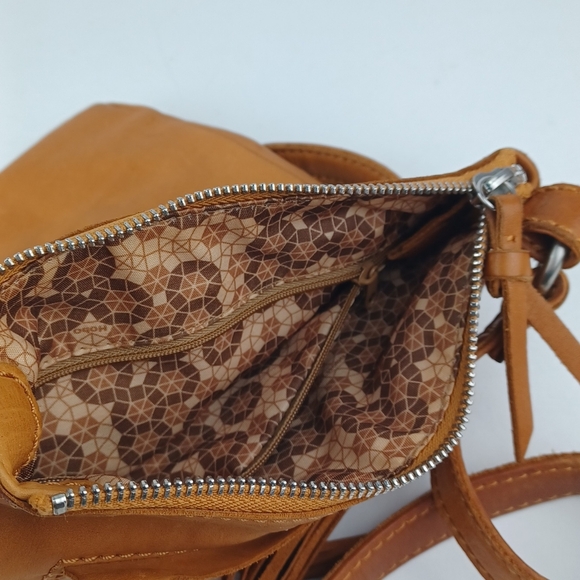 Hobo Crossbody Soft Brown Leather Purse - Picture 5 of 8